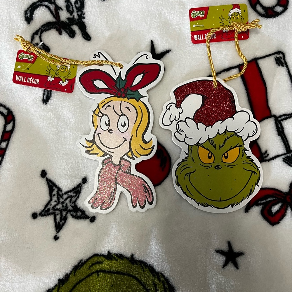 Grinch Wall Decoration( Cindy-Lou & Grinch )